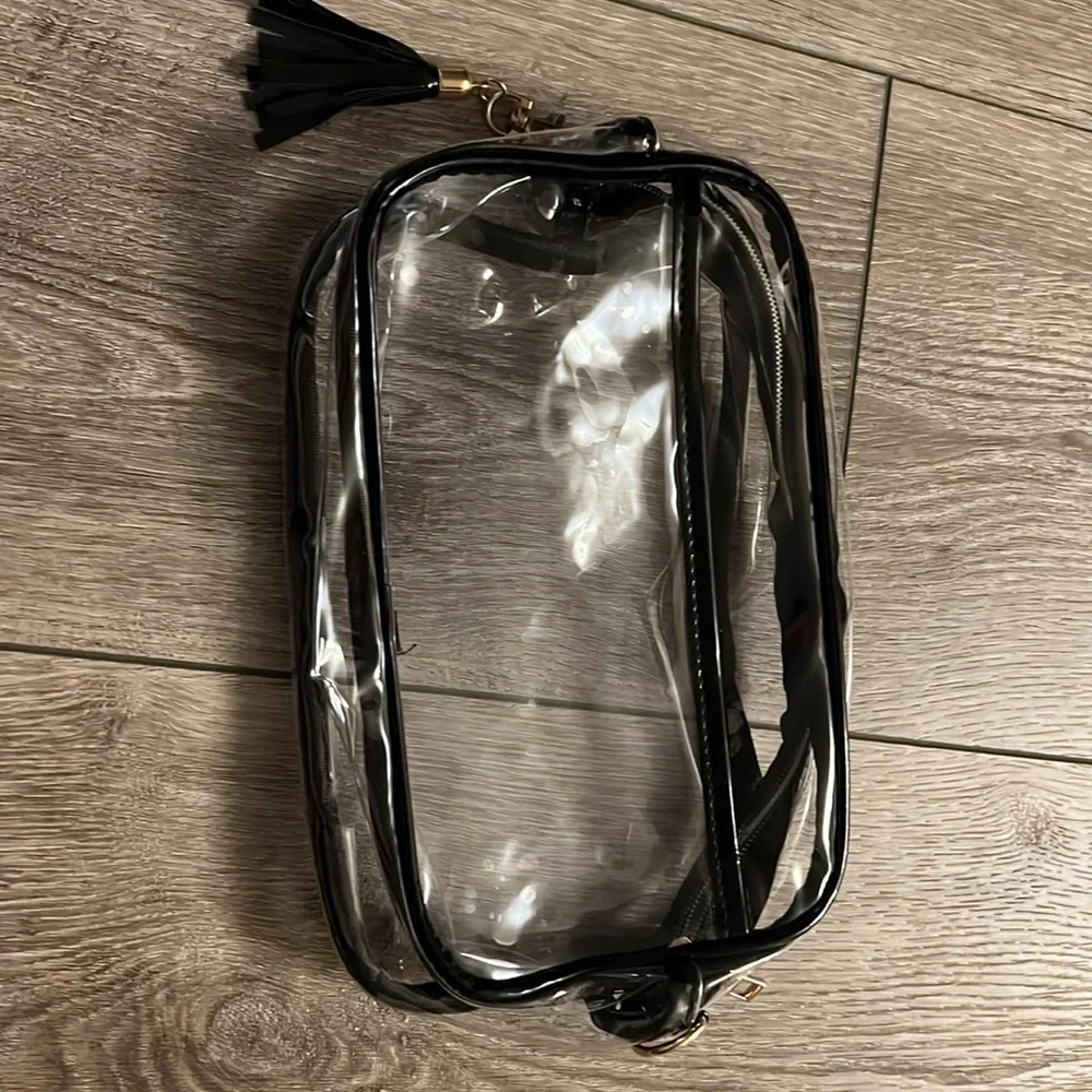 Clear crossbody - Picture 3 of 3